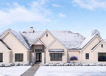 4683 Sq Ft New American Home with Guest Suite, Office & Outdoor Living